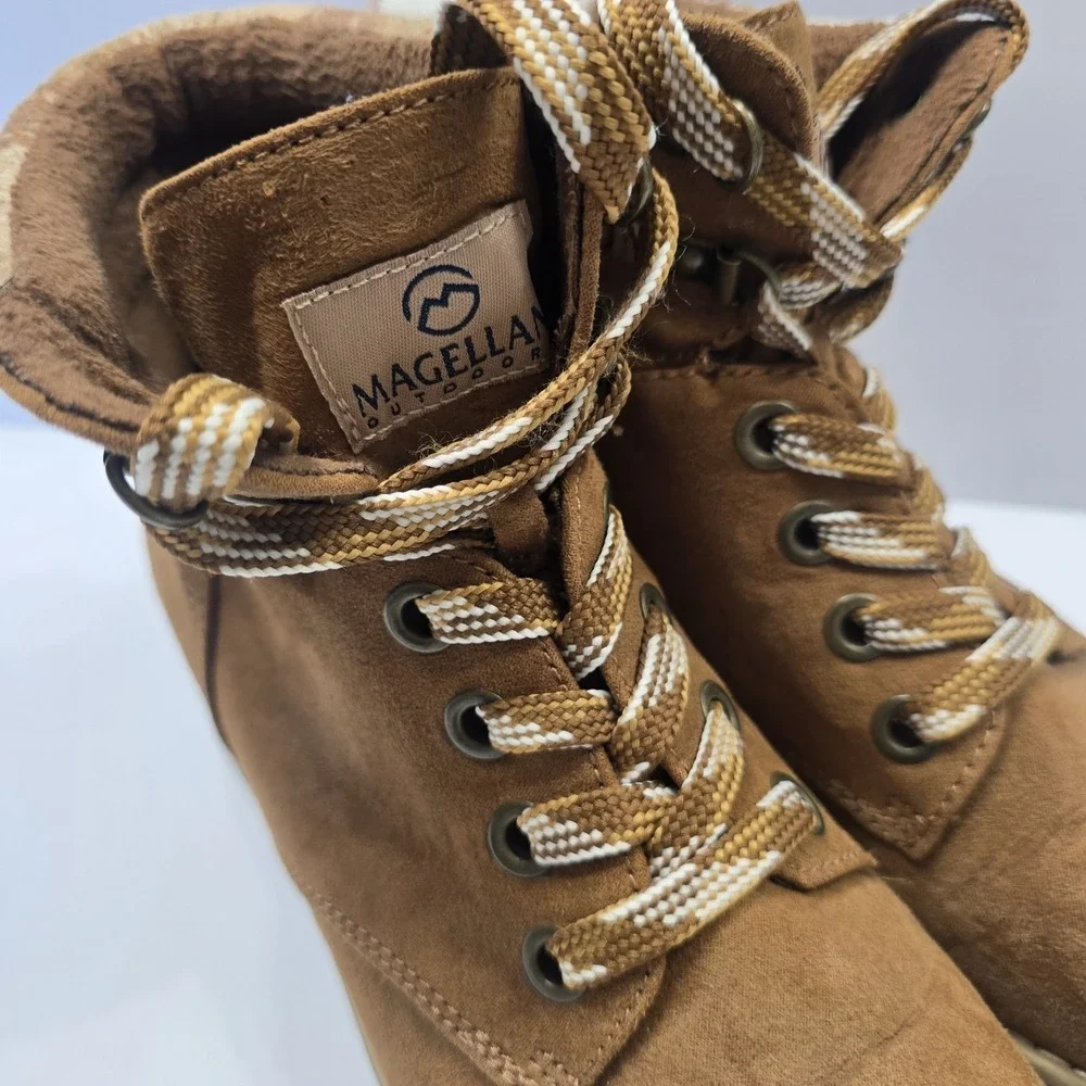 Magellan Outdoor Womens Hiking Boots Size 8D Brown Plaid Cuff Lace Up Ankle Boot
